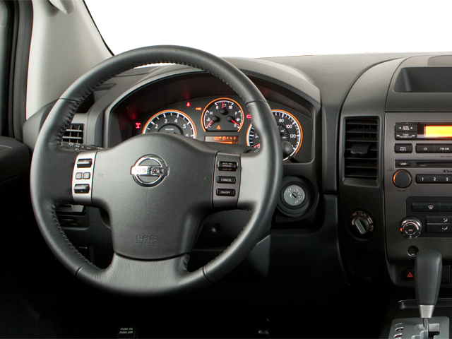 2010 Nissan Titan SE