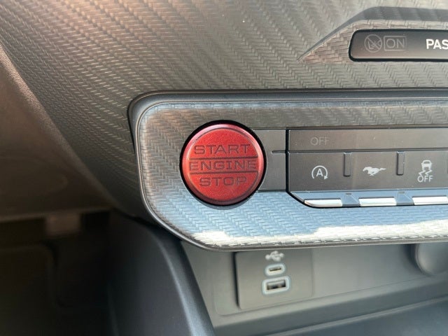 2025 Ford Mustang EcoBoost