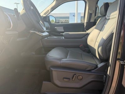 2027 Ford Expedition Active