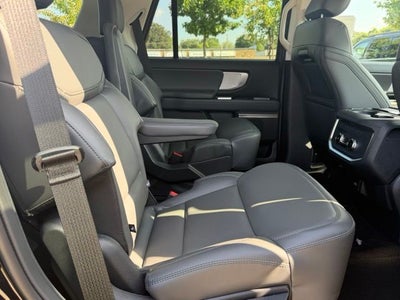 2027 Ford Expedition Active