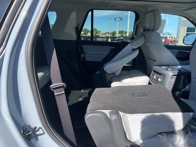 2027 Ford Expedition Platinum