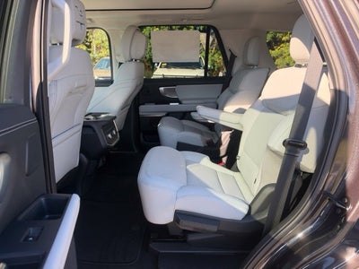 2027 Ford Expedition Platinum
