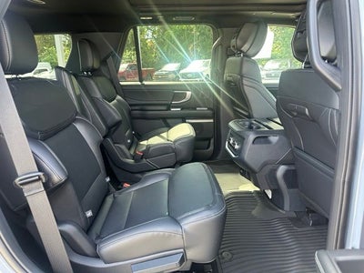 2027 Ford Expedition Platinum
