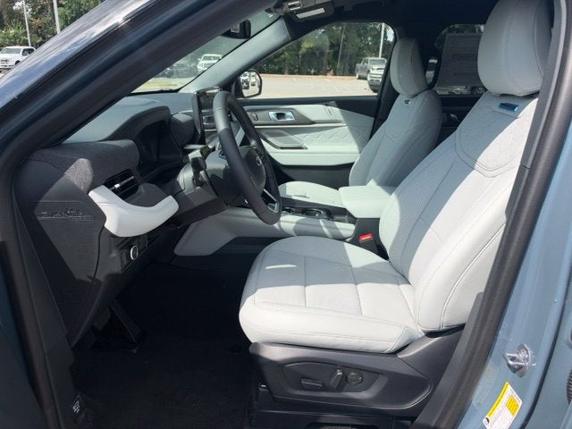 2027 Ford Explorer Platinum