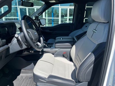 2025 Ford F-150 Lightning Platinum