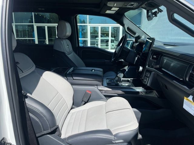 2025 Ford F-150 Lightning Platinum