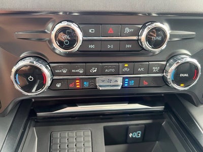 2027 Ford F-250SD Platinum