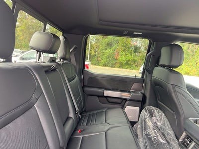 2027 Ford F-250SD Platinum
