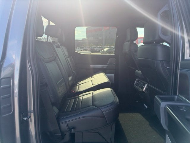 2027 Ford F-250SD Platinum