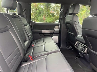 2027 Ford F-250SD Platinum