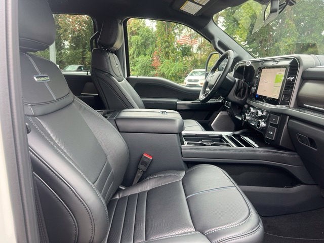 2027 Ford F-250SD Platinum