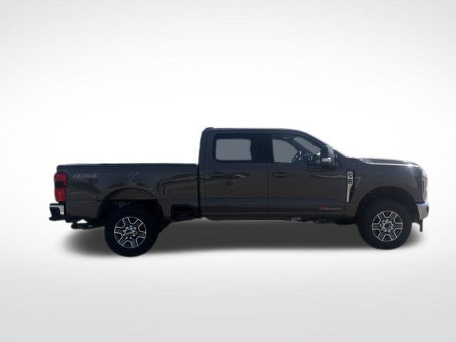 2027 Ford F-350SD Lariat
