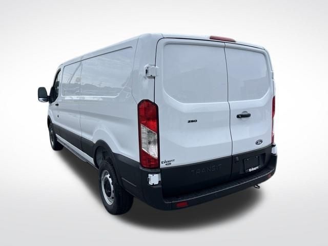 2027 Ford Transit-250 Base