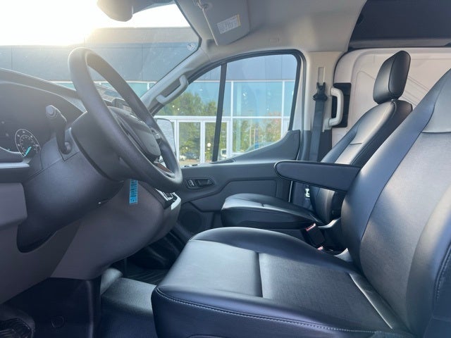 2025 Ford Transit-150 Base