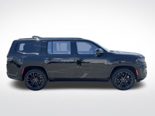 2022 Jeep Grand Wagoneer Series II