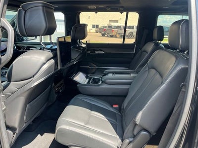 2022 Jeep Grand Wagoneer Series II