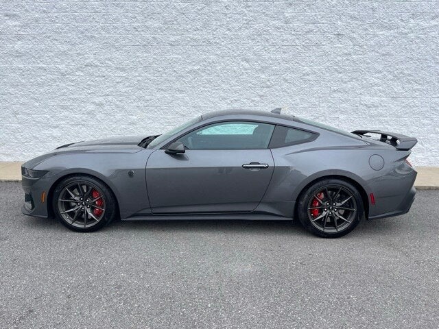 2025 Ford Mustang Dark Horse