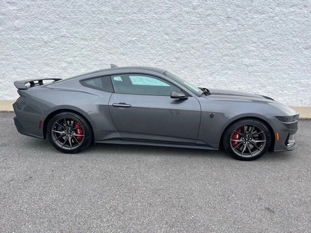 2025 Ford Mustang Dark Horse
