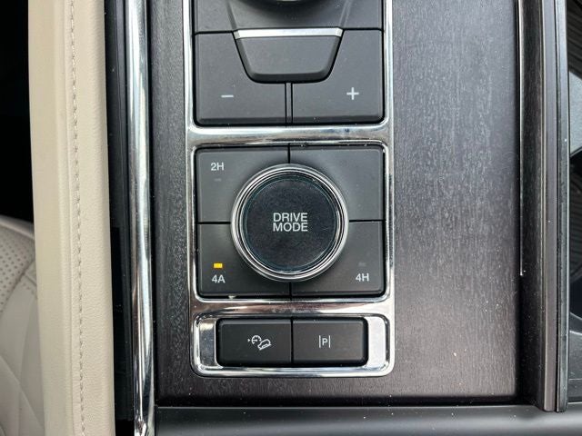2024 Ford Expedition Platinum