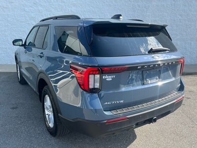 2025 Ford Explorer Active