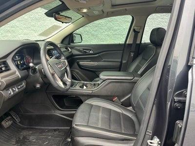 2022 GMC Acadia Denali