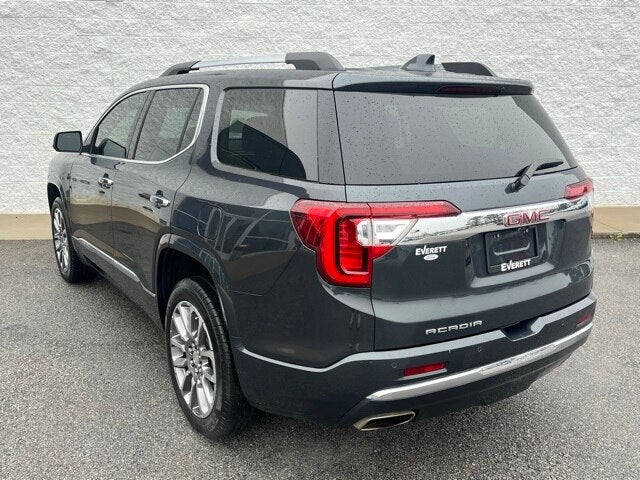 2022 GMC Acadia Denali