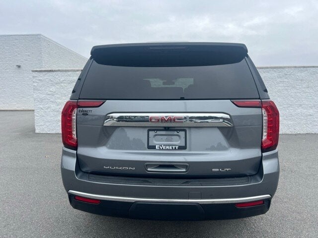 2022 GMC Yukon SLT