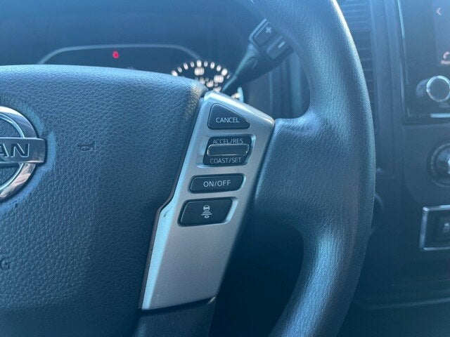 2022 Nissan Titan SV