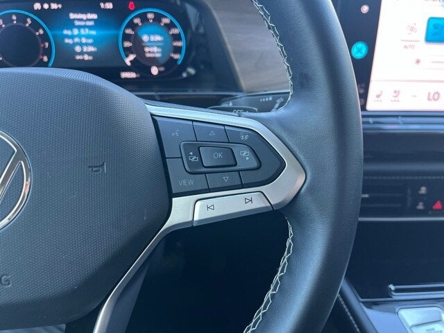 2024 Volkswagen Atlas 2.0T SE w/ Technology