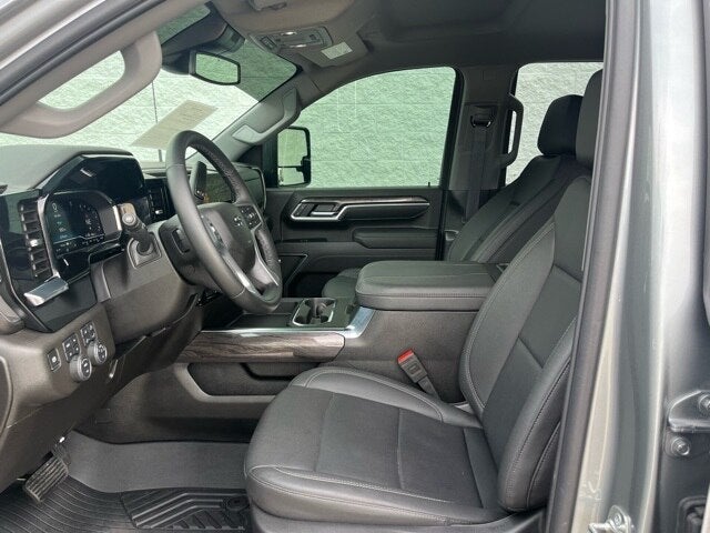 2025 Chevrolet Silverado 2500HD LTZ