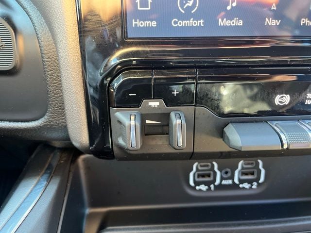 2024 RAM 3500 Laramie