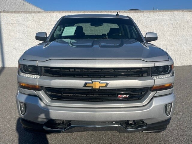 Used 2018 Chevrolet Silverado 1500 LT Z71 with VIN 3GCUKREC5JG423088 for sale in Little Rock