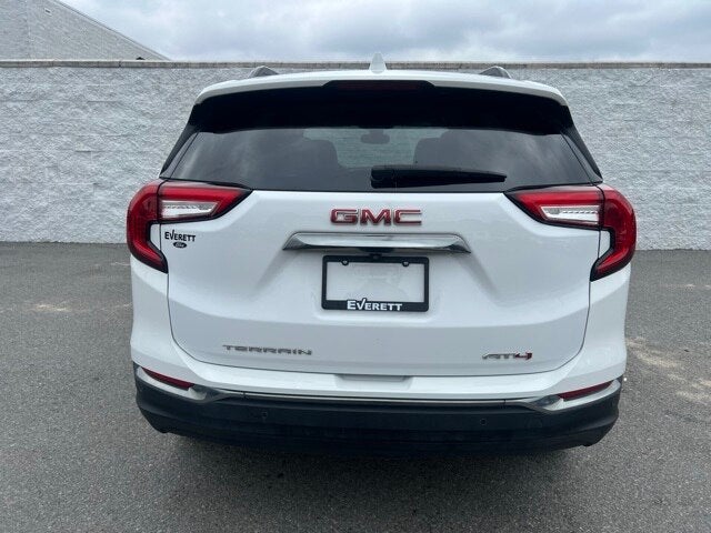 2023 GMC Terrain AT4