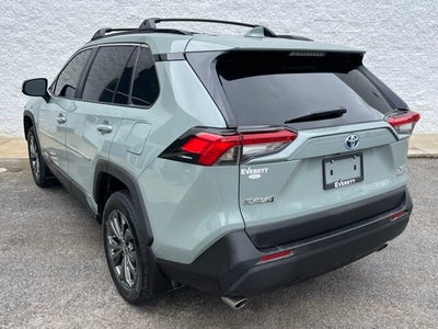 2022 Toyota RAV4 Hybrid XLE Premium