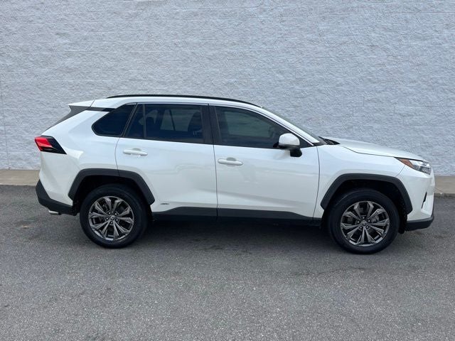 2022 Toyota RAV4 Hybrid XLE Premium