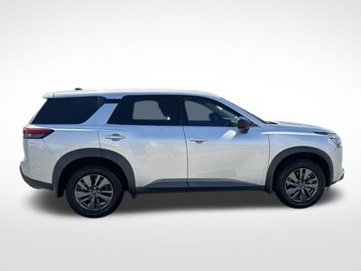 2024 Nissan Pathfinder S