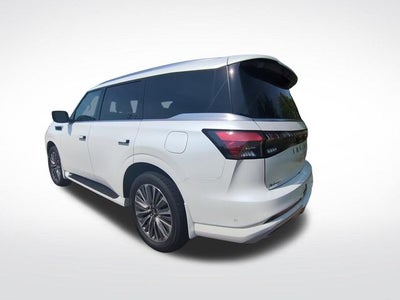 2026 INFINITI QX80 LUXE