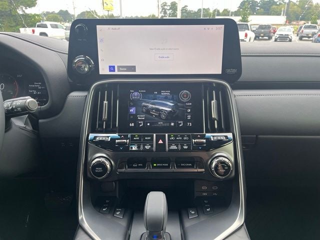 2026 Lexus LX 700h Overtrail