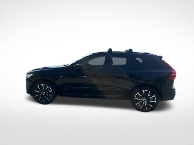 2023 Volvo XC60 B5 Plus Dark Theme
